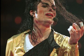 תלונה נוספת נגד מייקל ג'קסון בגין ניצול מיני של קטינים