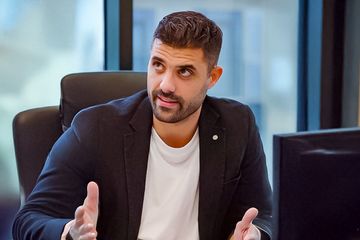 בר ואליאב: "יוצאים מהבית" - פרק 14